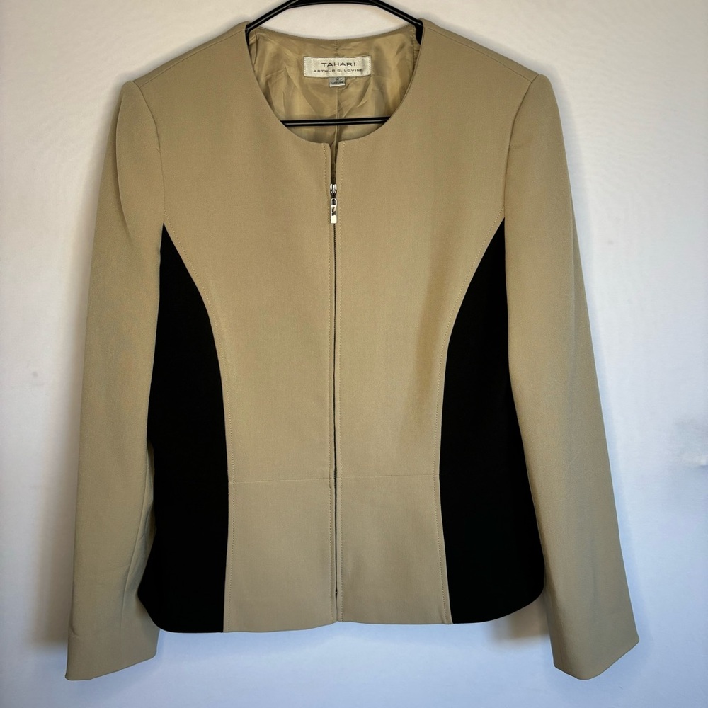 Tahari By Arthur S. Levine Tan Black Zip Up Shoulder Pads Jacket